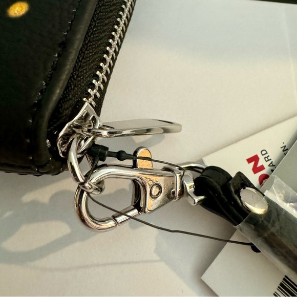 NWT. Disney Parks Marvel Guardians of Galaxy - I Am Groot Phone Case Wallet - Picture 13 of 13